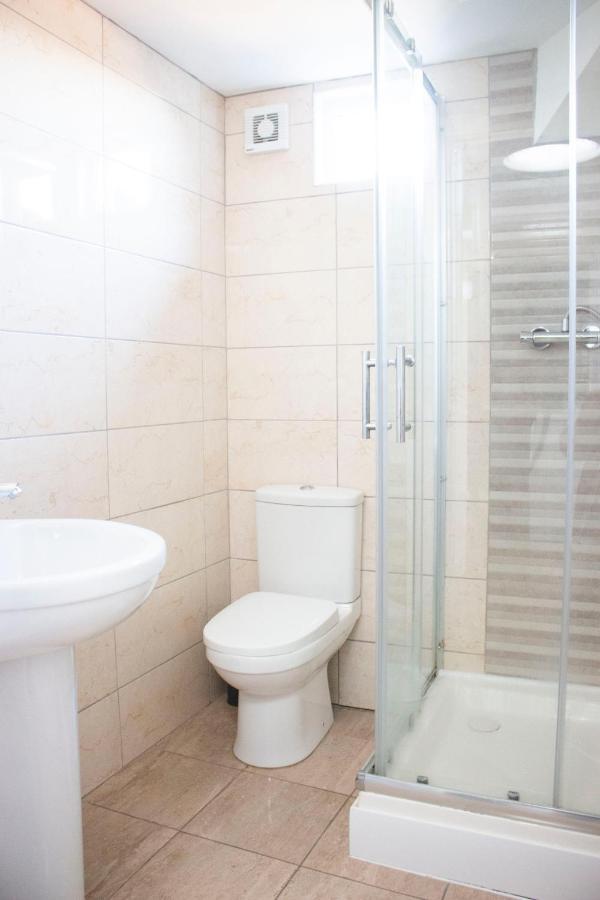 Town Centre Apartment With Free Parking Лафборо Екстер'єр фото